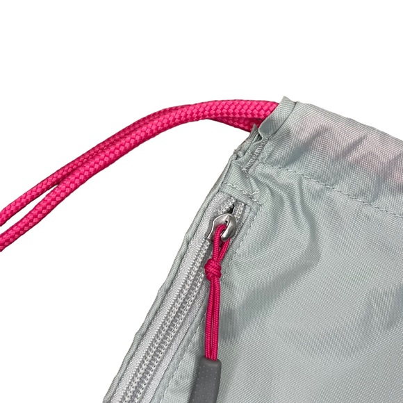 The North Face Sling Backpack - Picture 9 of 16